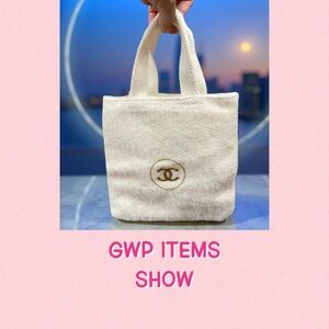 Gift with Purchase Show - like this to be notified for GWP show!